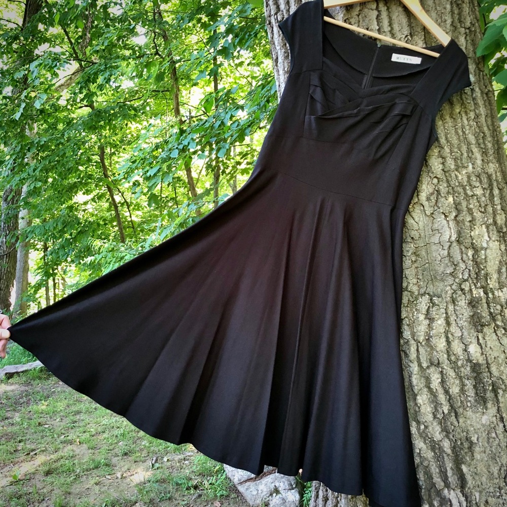 MUXXN tea length dress